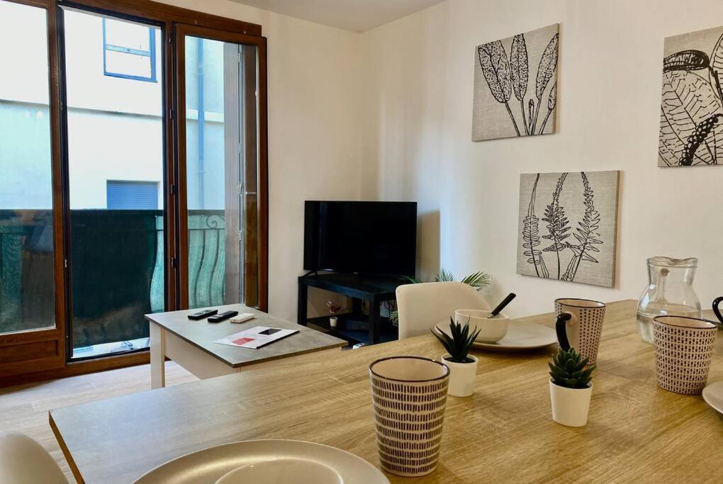 Le Carmen - Terrace - Garage Apartment Nimes Exterior photo